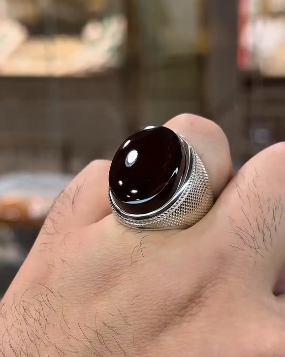 100% Original Antique Aqeeq Brown VIP Ring Most Demanded