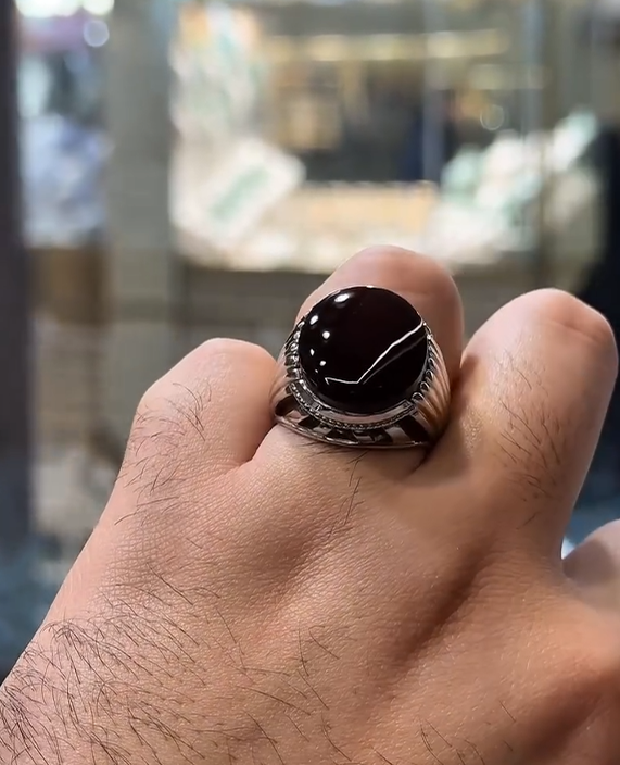 100% Original Antique Aqeeq Black VIP Ring Most Demanded